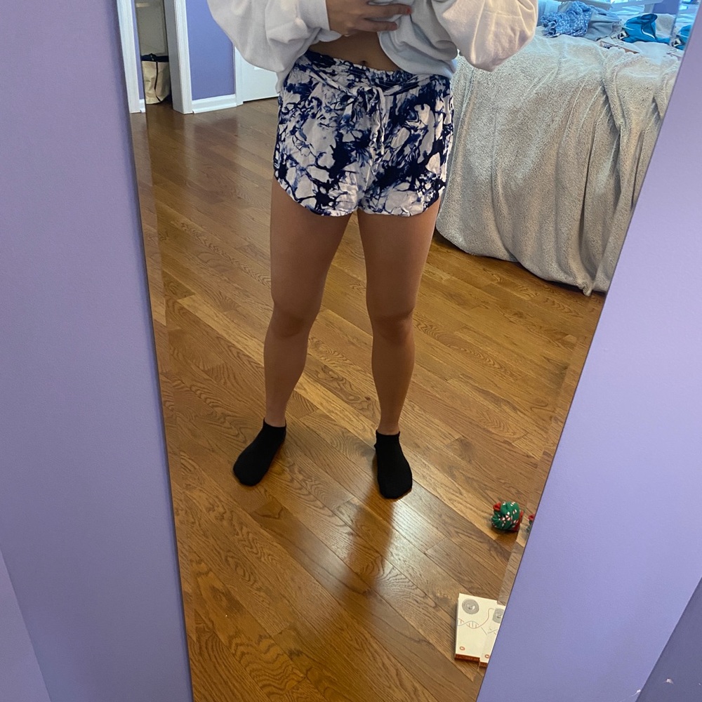 NWOT tie dye tie shorts